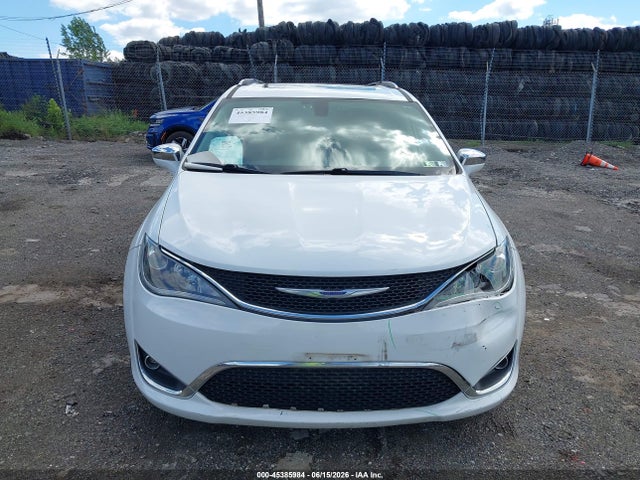 45385984 :رقم المزاد ، 2C4RC1GGXKR551889 vin ، 2019 Chrysler Pacifica Limited مزاد بيع