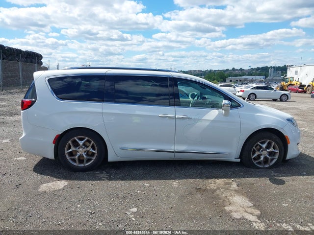 45385984 :رقم المزاد ، 2C4RC1GGXKR551889 vin ، 2019 Chrysler Pacifica Limited مزاد بيع