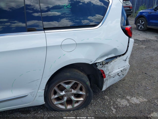 45385984 :رقم المزاد ، 2C4RC1GGXKR551889 vin ، 2019 Chrysler Pacifica Limited مزاد بيع