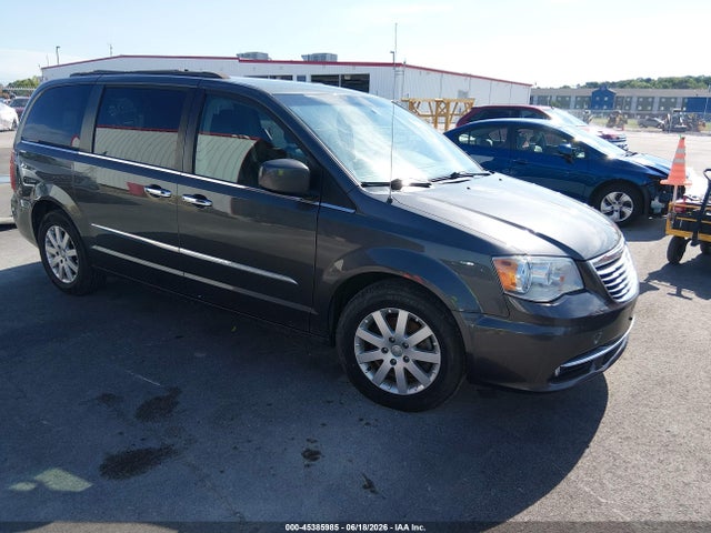 45385985 :رقم المزاد ، 2C4RC1BG2GR194058 vin ، 2016 Chrysler Town & Country Touring مزاد بيع