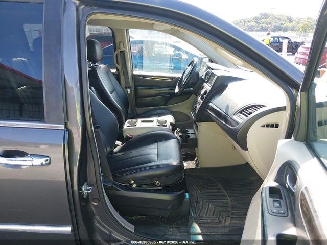 45385985 :رقم المزاد ، 2C4RC1BG2GR194058 vin ، 2016 Chrysler Town & Country Touring مزاد بيع