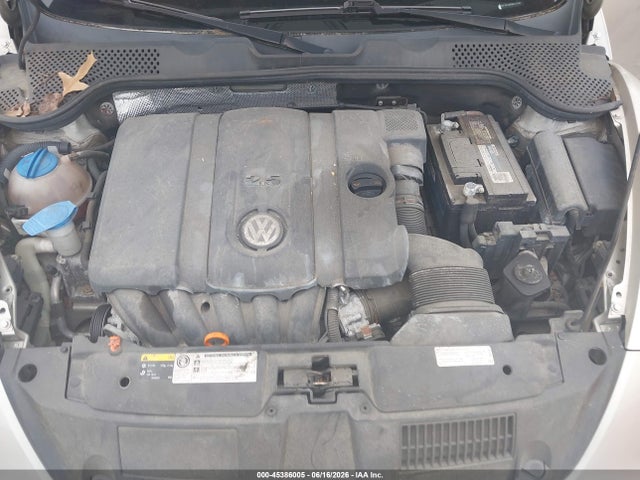 Продаж на аукціоні авто 2013 Volkswagen Beetle 2.5l, vin: 3VW5P7AT8DM817994, номер лоту: 45386005