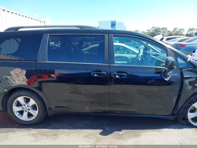 5TDKK3DC1ES435302 Toyota Sienna Le V6 8 Passenger