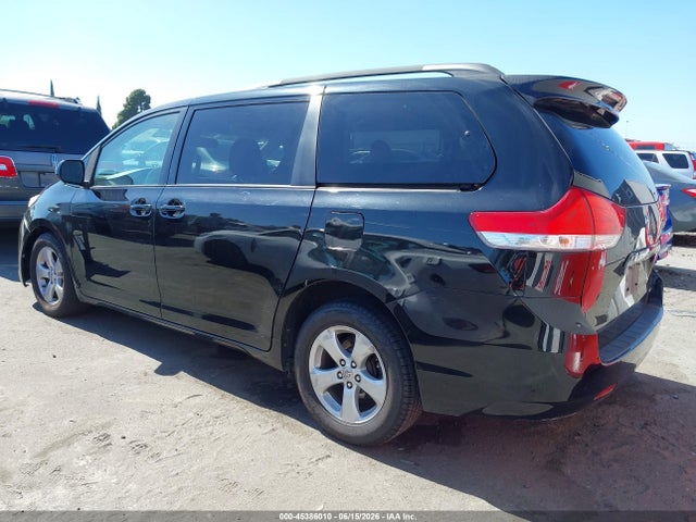 5TDKK3DC1ES435302 Toyota Sienna Le V6 8 Passenger