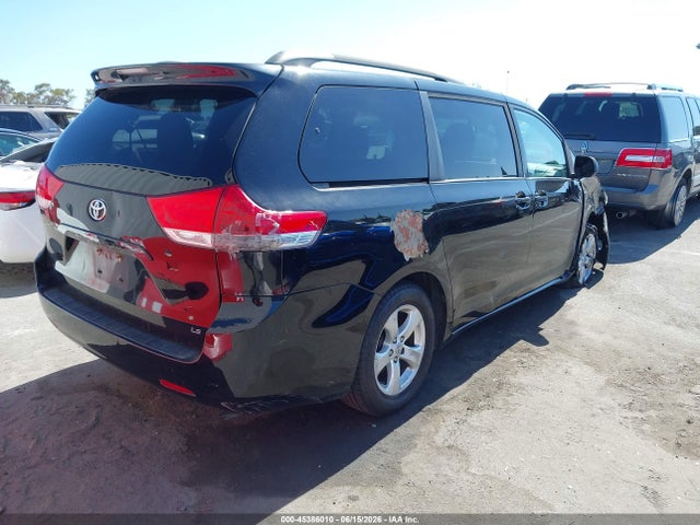 5TDKK3DC1ES435302 Toyota Sienna Le V6 8 Passenger