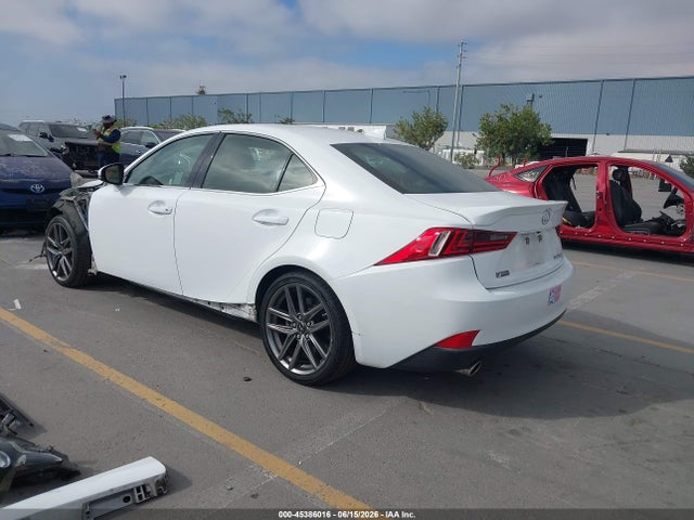 Lexus IS 200T 2016 JTHBA1D28G5033167 Image 3