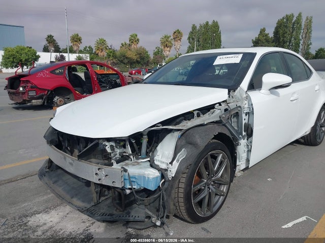Lexus IS 200T 2016 JTHBA1D28G5033167 Image 6