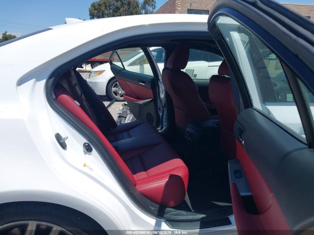 Lexus IS 200T 2016 JTHBA1D28G5033167 Image 8