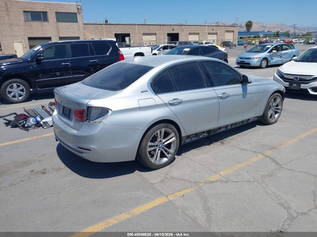 BMW 330e Iperformance 2017 WBA8E1C33HA029690 Image 4
