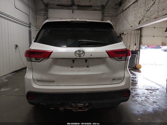 5TDJZRFH5HS361101 Toyota Highlander Se