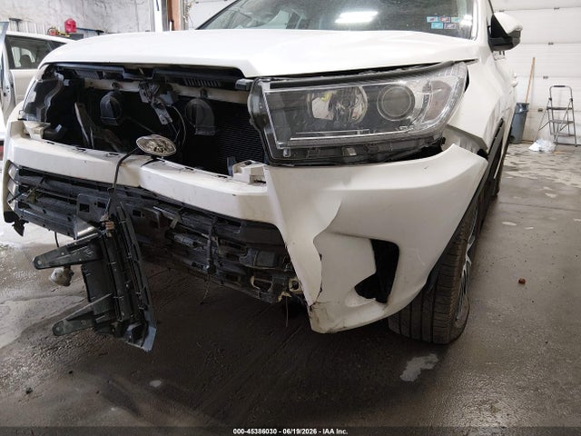 5TDJZRFH5HS361101 Toyota Highlander Se