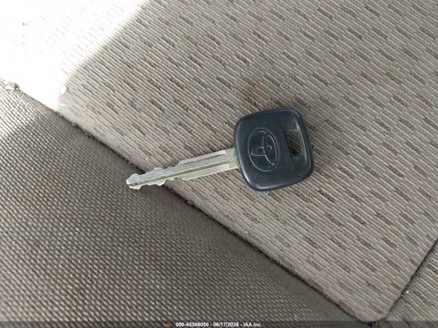 2004 Toyota Camry Le მანქანა იყიდება აუქციონზე, vin: 4T1BE32K14U352296, აუქციონის ნომერი: 45386050