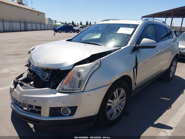 Cadillac Srx Luxury Collection 2014 3GYFNBE31ES653795 Image 2