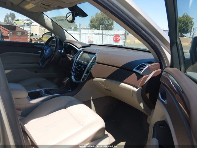 Cadillac Srx Luxury Collection 2014 3GYFNBE31ES653795 Image 5