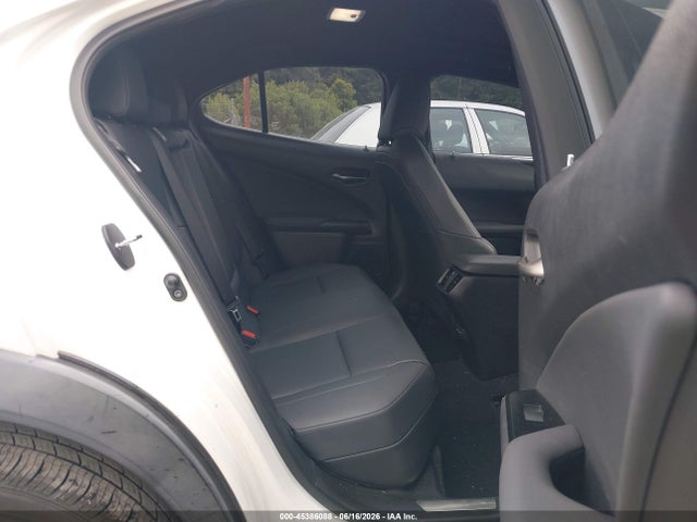 45386088 :رقم المزاد ، JTHP3JBH2M2043519 vin ، 2021 Lexus Ux 200 مزاد بيع