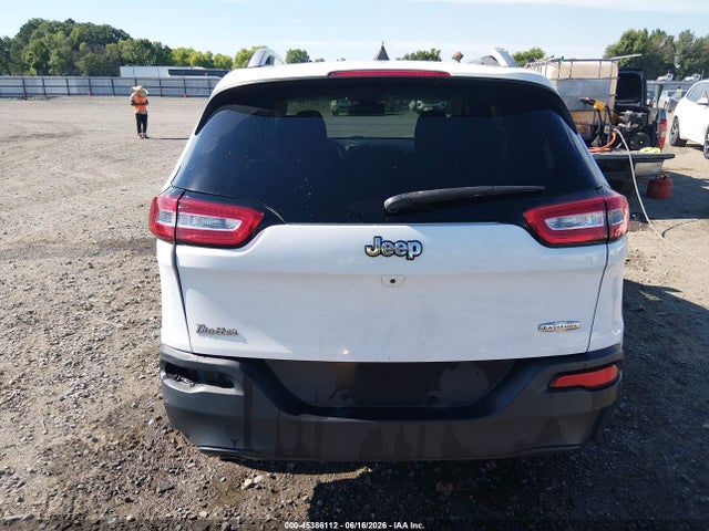45386112 :رقم المزاد ، 1C4PJLCB2GW173021 vin ، 2016 Jeep Cherokee Latitude مزاد بيع