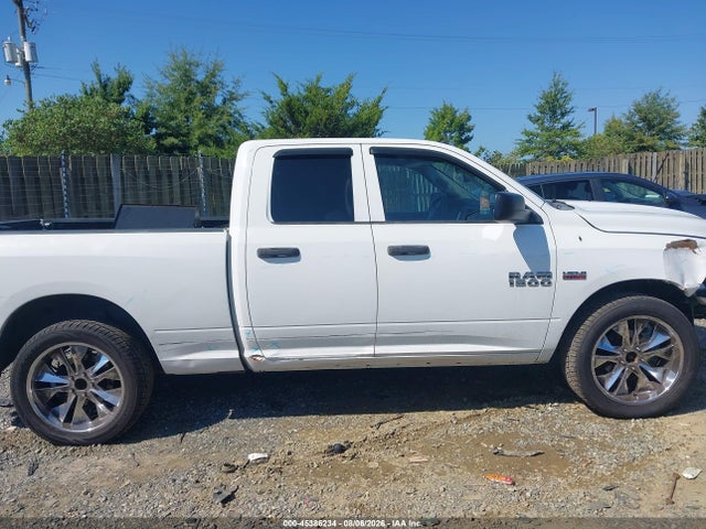 Продаж на аукціоні авто 2017 Ram 1500 Express  4x4 6'4 Box, vin: 1C6RR7FT5HS644320, номер лоту: 45386234