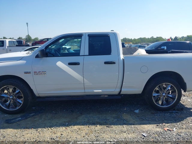 Продаж на аукціоні авто 2017 Ram 1500 Express  4x4 6'4 Box, vin: 1C6RR7FT5HS644320, номер лоту: 45386234
