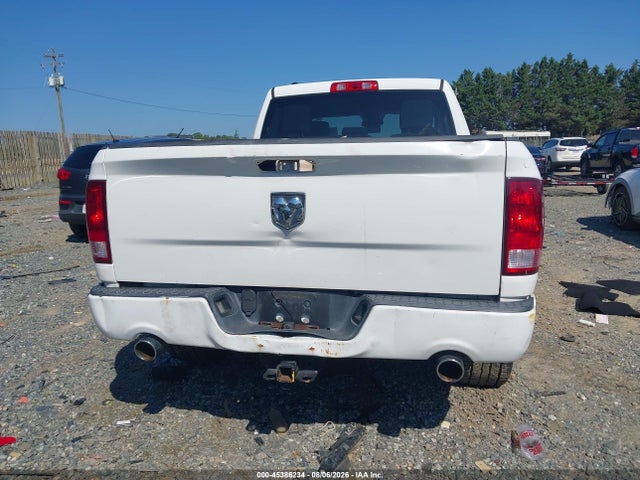 Продаж на аукціоні авто 2017 Ram 1500 Express  4x4 6'4 Box, vin: 1C6RR7FT5HS644320, номер лоту: 45386234