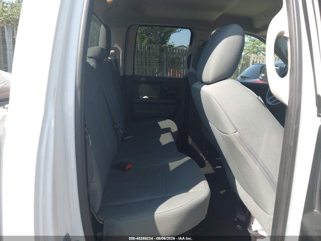 Продаж на аукціоні авто 2017 Ram 1500 Express  4x4 6'4 Box, vin: 1C6RR7FT5HS644320, номер лоту: 45386234
