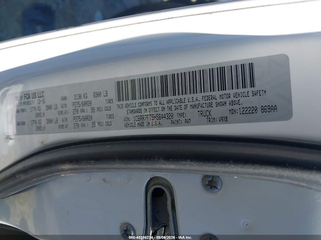 Продаж на аукціоні авто 2017 Ram 1500 Express  4x4 6'4 Box, vin: 1C6RR7FT5HS644320, номер лоту: 45386234