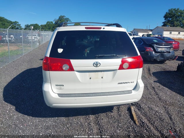 2010 Toyota Sienna Xle მანქანა იყიდება აუქციონზე, vin: 5TDYK4CC2AS331011, აუქციონის ნომერი: 45386248