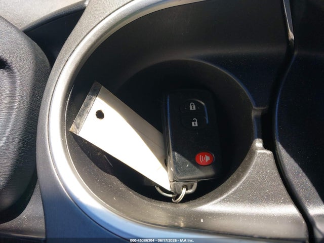 Toyota Prius Two 2015 JTDKN3DU8F1878383 Image 11
