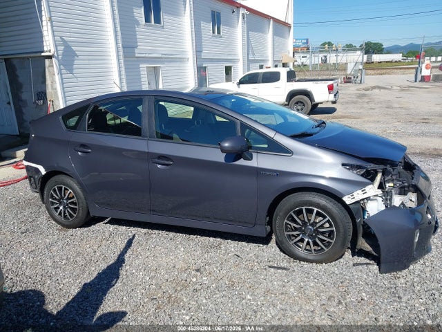 Toyota Prius Two 2015 JTDKN3DU8F1878383 Image 14