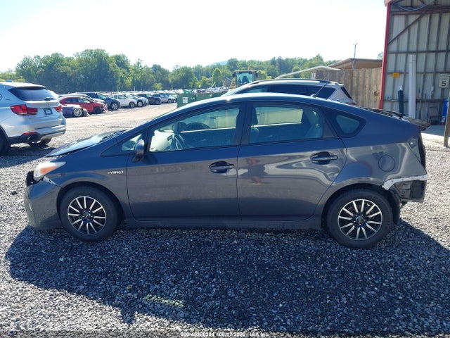 Toyota Prius Two 2015 JTDKN3DU8F1878383 Image 15
