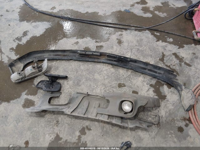 45386319 :رقم المزاد ، 1GNEK13ZX2R311621 vin ، 2002 Chevrolet Tahoe Z71 مزاد بيع