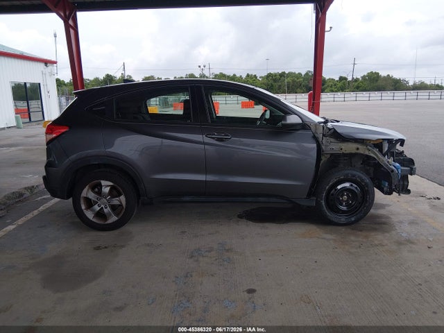 3CZRU5H3XHG702092 Honda HR-V LX