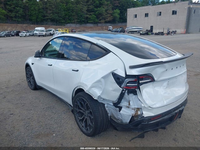 2020 Tesla Model Y Long Range Dual Motor All-wheel Drive მანქანა იყიდება აუქციონზე, vin: 5YJYGDEE5LF032233, აუქციონის ნომერი: 45386328