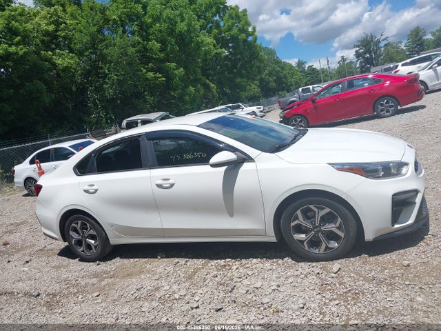 Продажа на аукционе авто 2019 Kia Forte Lxs, vin: 3KPF24AD4KE107947, номер лота: 45386350