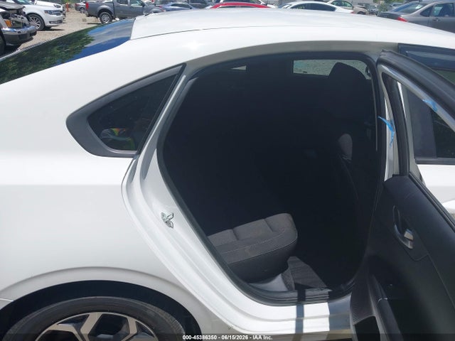 Продажа на аукционе авто 2019 Kia Forte Lxs, vin: 3KPF24AD4KE107947, номер лота: 45386350