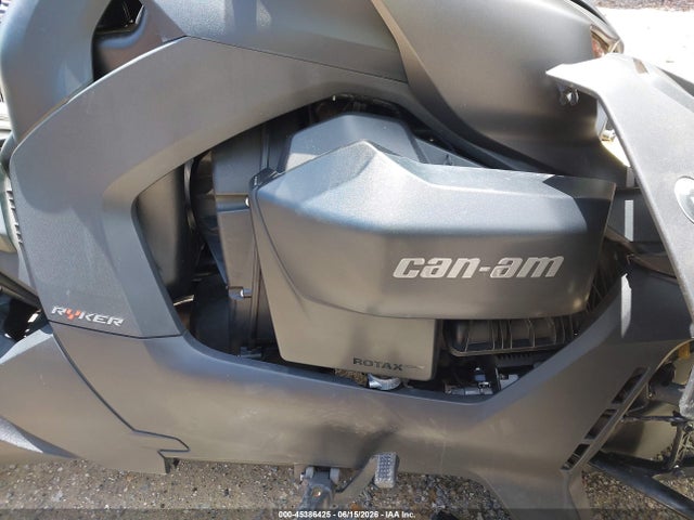 Can-Am Ryker 2019 3JB2FEG47KJ000188 Image 8