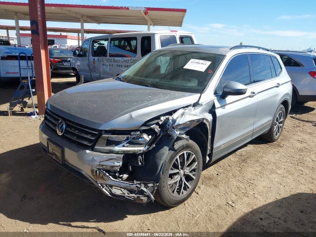 3VV3B7AXXLM020996 Volkswagen Tiguan 2.0t Se/2.0t Se R-line Black/2.0t Sel