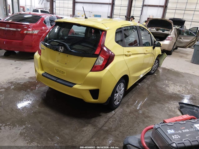 Honda FIT LX 2015 3HGGK5H57FM768989 Image 4