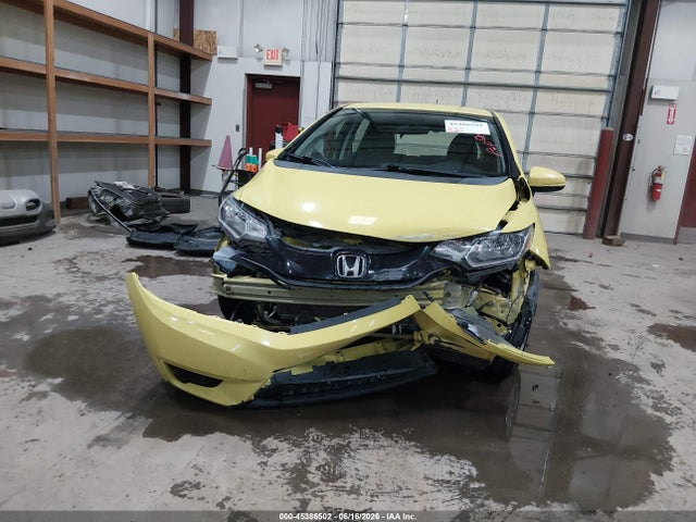 Honda FIT LX 2015 3HGGK5H57FM768989 Image 6