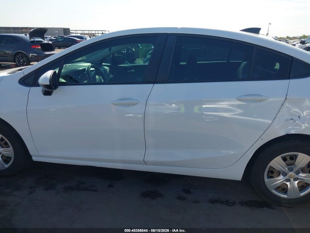 1G1BC5SM4J7195549 Chevrolet Cruze Ls Auto