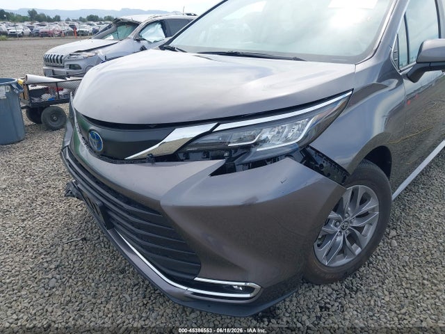 Toyota SIENNA XLE 2023 5TDJSKFC4PS107832 Image 18