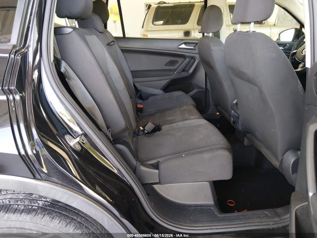 45386605 :رقم المزاد ، 3VV1B7AX6JM017503 vin ، 2018 Volkswagen Tiguan 2.0t S مزاد بيع
