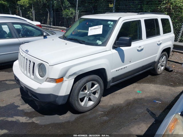 45386625 :رقم المزاد ، 1C4NJPFA5GD588752 vin ، 2016 Jeep Patriot Latitude مزاد بيع