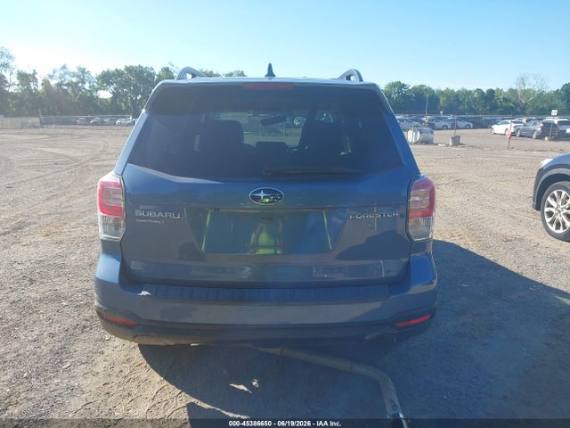 Subaru Forester 2.5i Touring 2018 JF2SJAWC3JH528570 Image 17