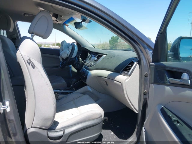 Hyundai TUCSON SE 2017 KM8J33A41HU401524 Image 5