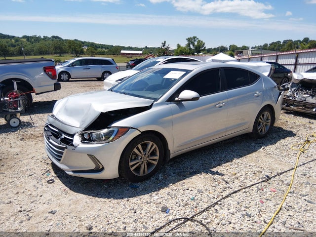 Hyundai Elantra Value Edition 2017 5NPD84LF8HH155251 Image 2