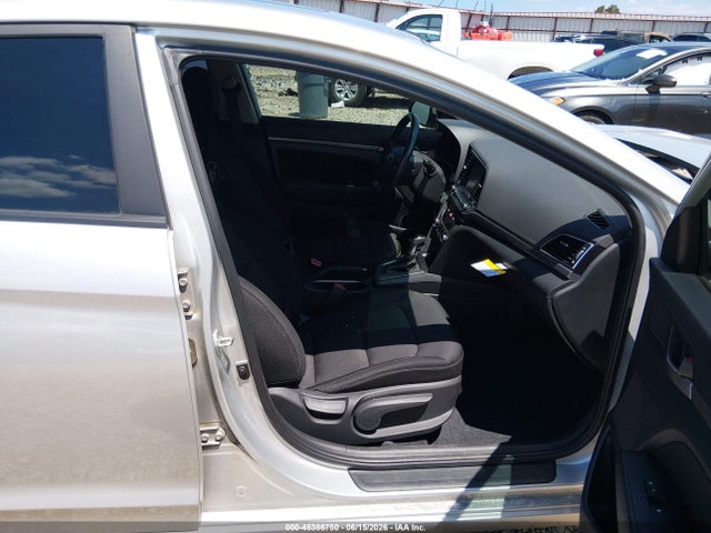 Hyundai Elantra Value Edition 2017 5NPD84LF8HH155251 Image 5