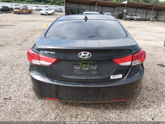 Продаж на аукціоні авто 2013 Hyundai Elantra Gls, vin: KMHDH4AE8DU680560, номер лоту: 45386774