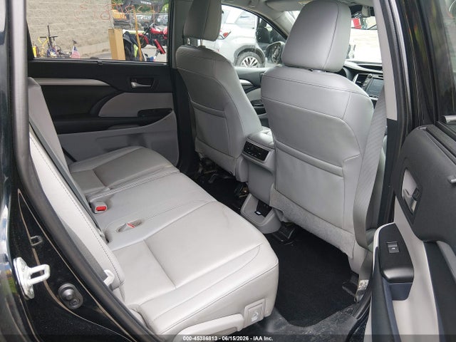 45386813 :رقم المزاد ، 5TDJZRFH0KS588574 vin ، 2019 Toyota Highlander Xle مزاد بيع