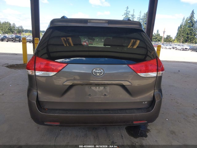 45386855 :رقم المزاد ، 5TDKK3DC9CS225348 vin ، 2012 Toyota Sienna Le V6 8 Passenger مزاد بيع