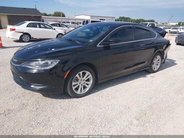 Chrysler 200 Touring 2016 1C3CCCFB7GN196339 Image 2